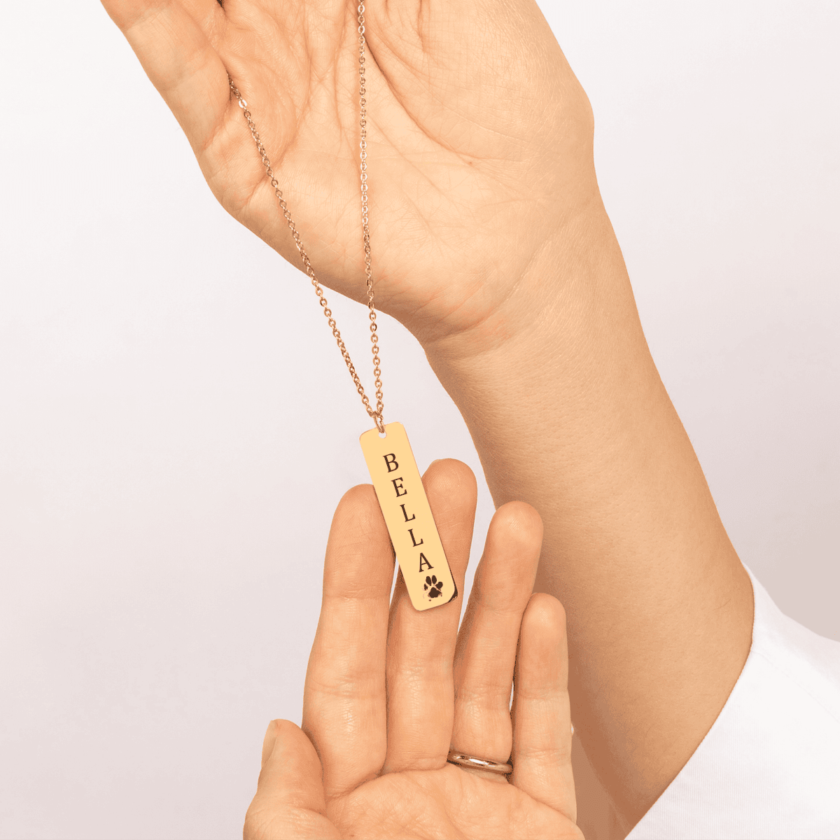 Pet's Name & Paw Print Necklace - Klolan